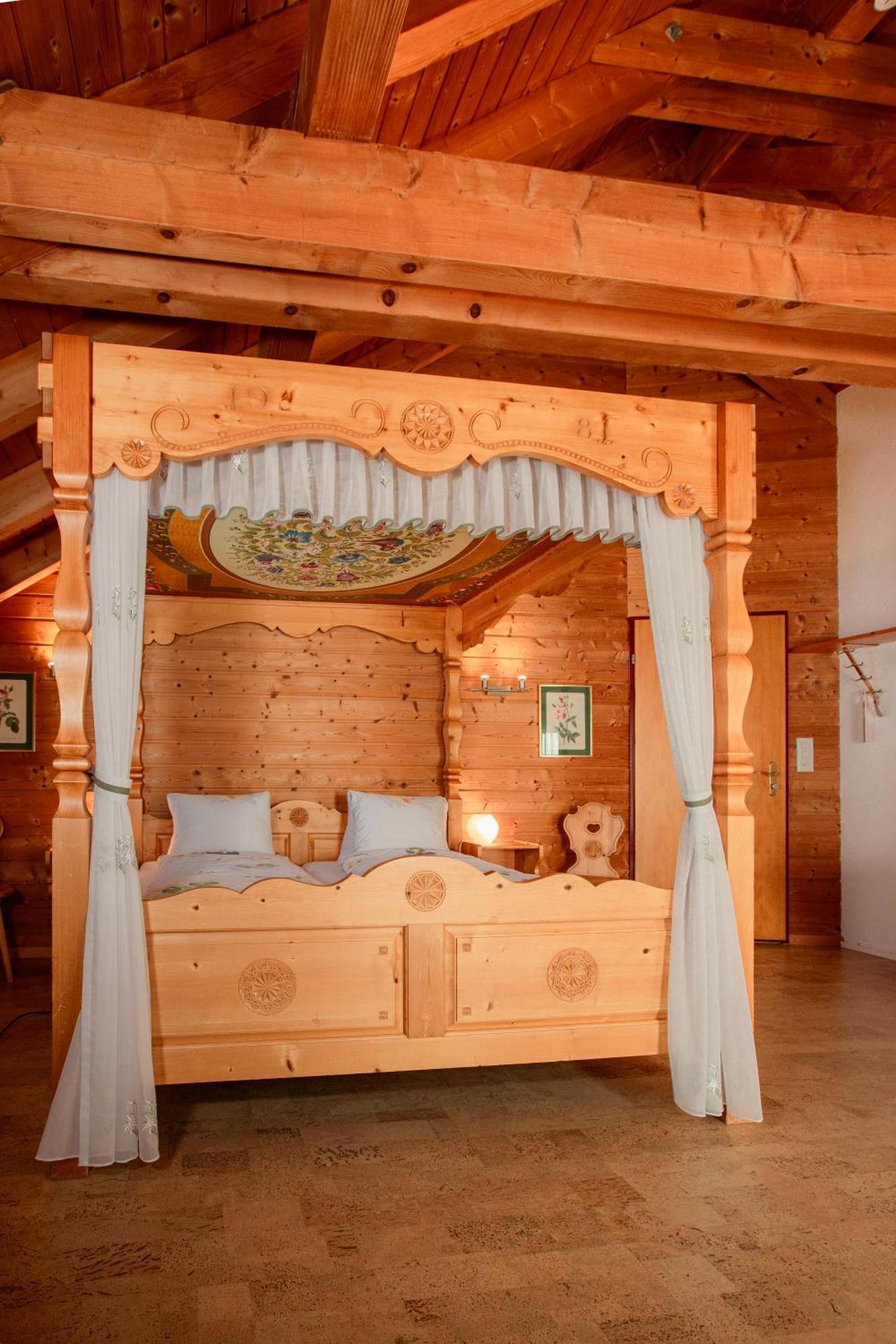 Hotel Restaurant Schoenau Wildhaus Exterior photo