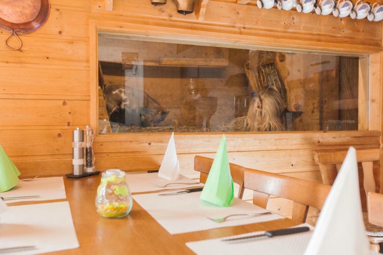 Hotel Restaurant Schoenau Wildhaus Exterior photo